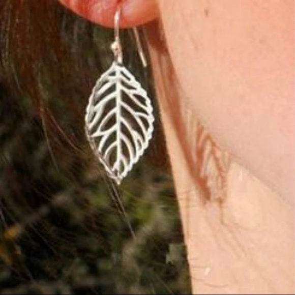 🔵𝟲𝟱%𝗢𝗙𝗙 𝗯𝘂𝗻𝗱𝗹𝗲𝘀 𝟯+🔵 NEW Large Leaf Bohemian Drop Earrings - Picture 4 of 16